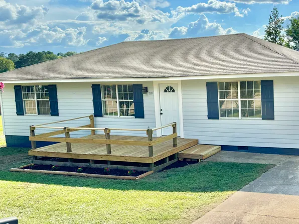 170 Colonial Cir NE, Magee, MS 39111