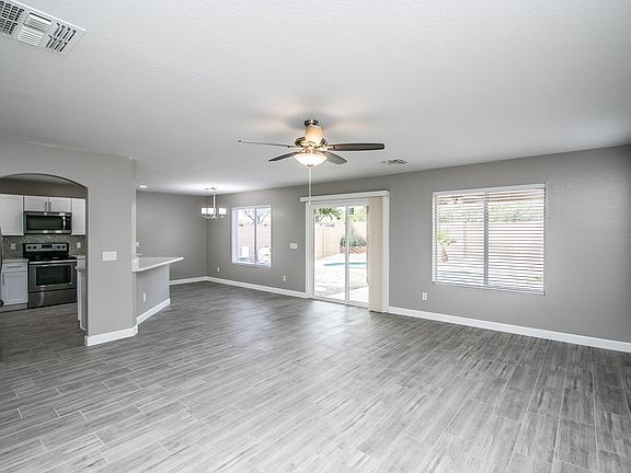 5th image of 31548 N Cactus Dr