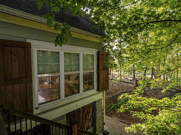 35th image of 3210 Morel Rd