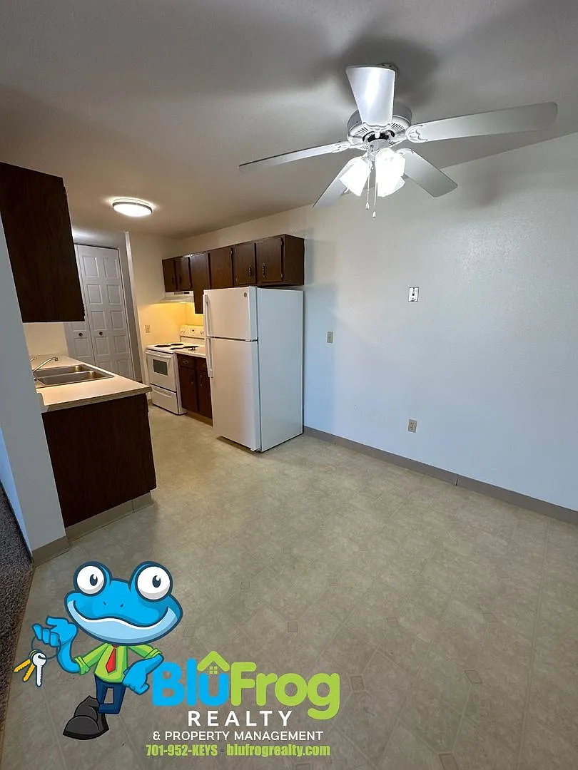 BK- Emerald 904 Apartment — Photo 3