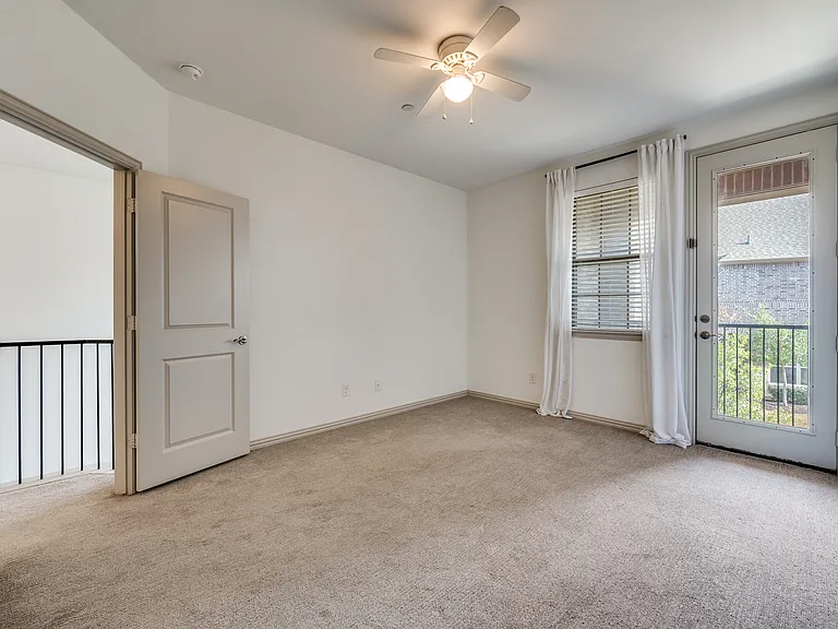 7424 Mitchell Dr — Photo 10