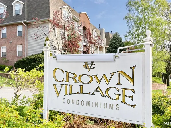 200 Crown Ct APT 423, Edgewater, NJ 07020