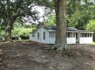 3824 Lakeview Way NW, Kennesaw, GA 30144