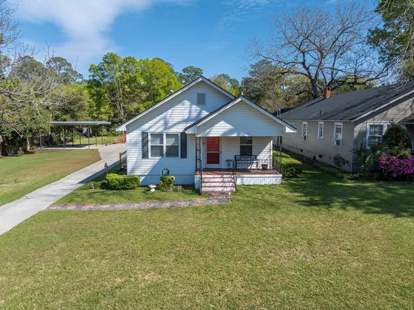 1209 Central Ave N, Tifton, GA 31794