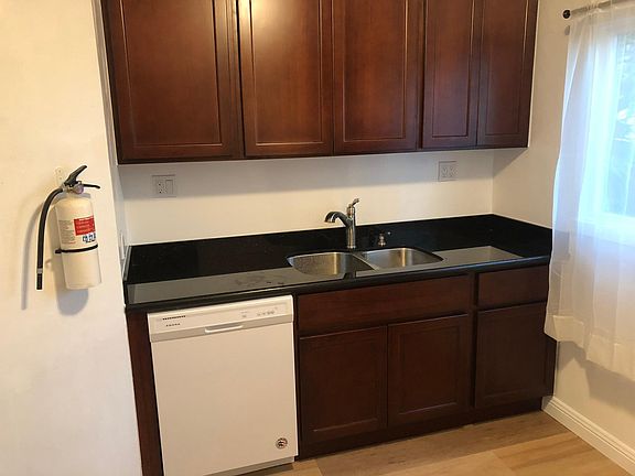 4th image of 27523 Huntwood Ave