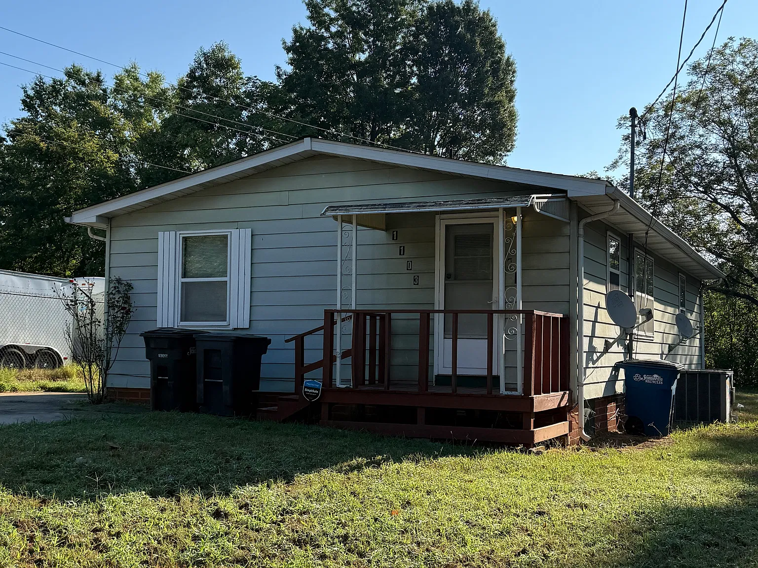 3 bed, 1080 sqft, $1,150 — Photo 3