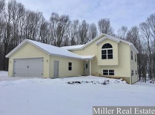 6919 Usborne Rd, Freeport, MI 49325