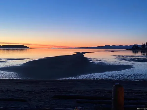 1552 Terrien Rd, Nanaimo, BC V9P 9C3