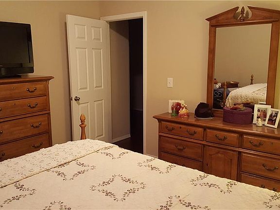 4th image of 1281 Arkansas Ln
