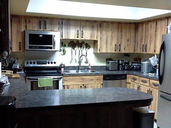 3rd image of 7033 48th St N