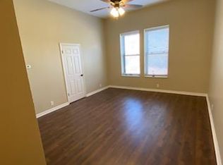 2320 S Grand Blvd #202, Saint Louis, MO 63104