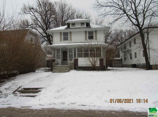 2020 Douglas St, Sioux City, IA 51104