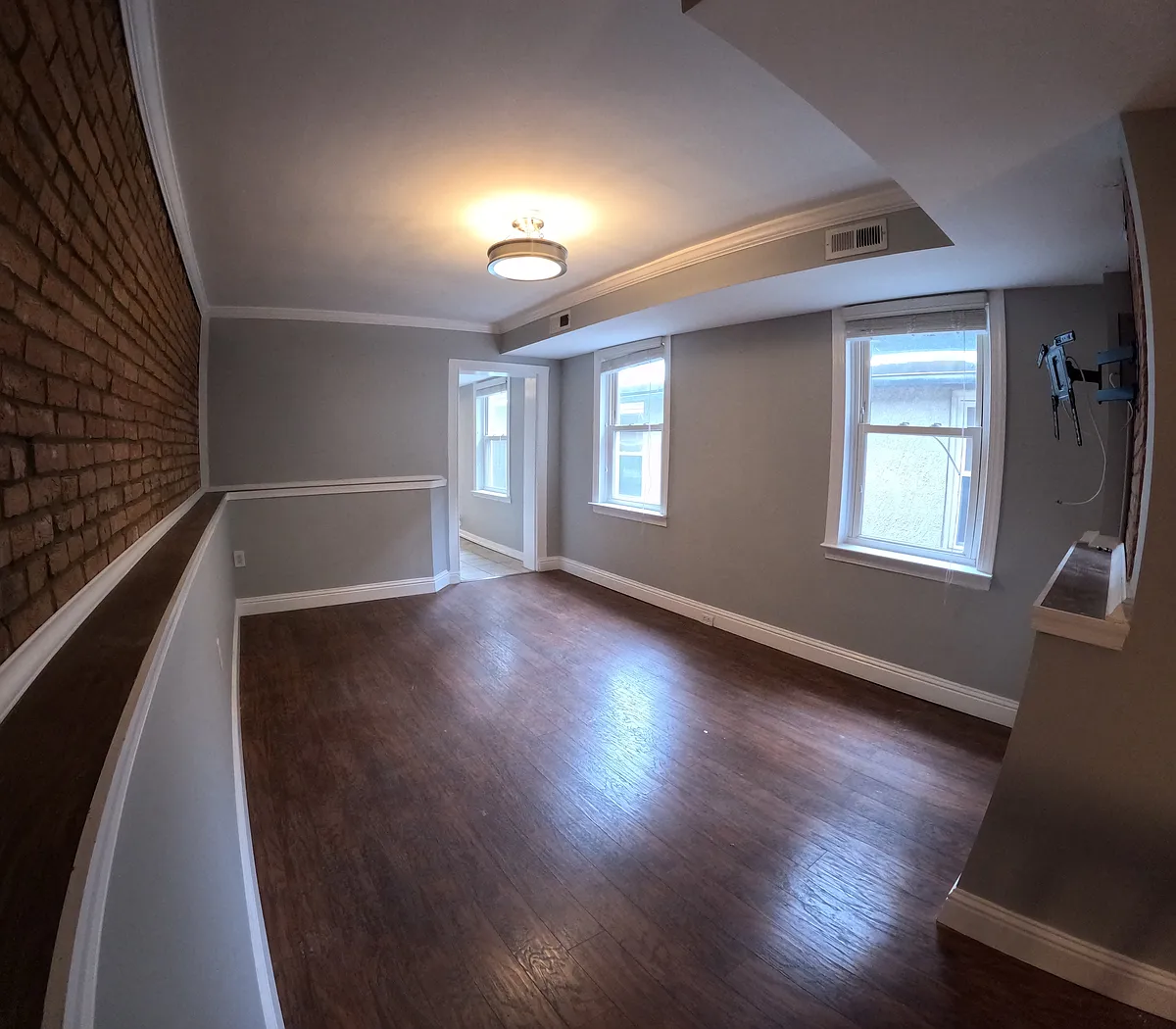 Building Photo - 227 S Washington St #2