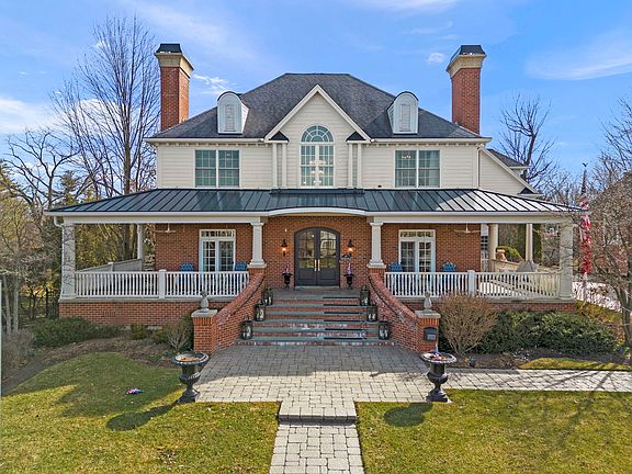 2nd image of 197 Wrenwood Cir