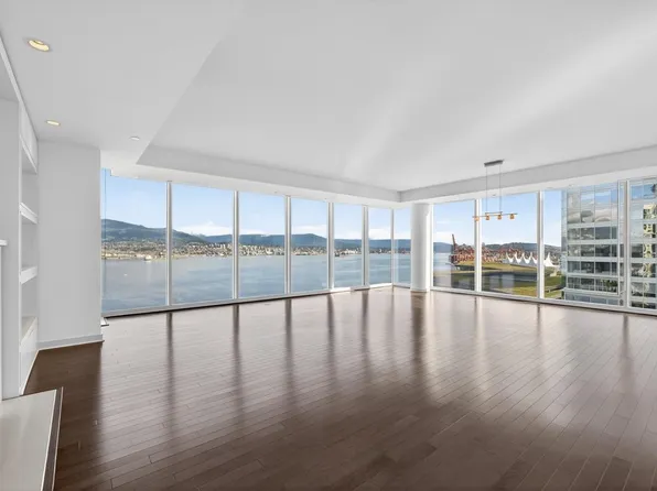 1169 Cordova St W #1602, Vancouver, BC V6C 3T1