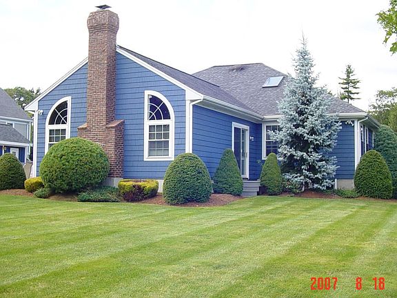 2nd image of 27 Heritage Ln