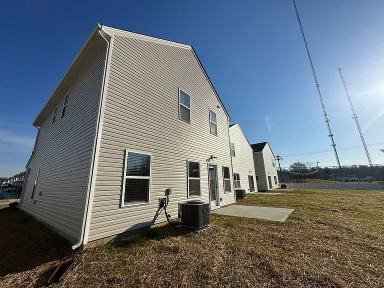 9050 Stoney Waters Ct — Photo 14