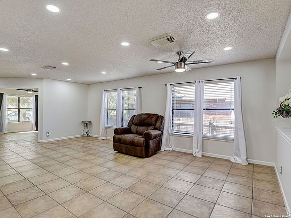 2nd image of 13407 MAGNOLIA BROOK
