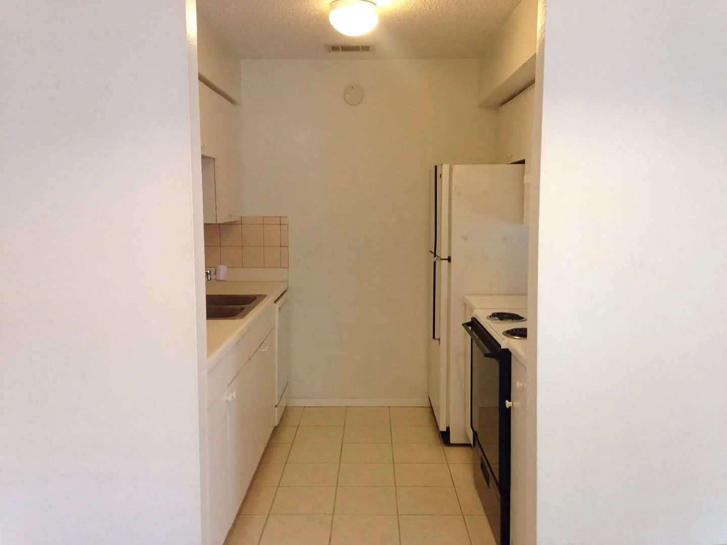 2 bed/1 ba: Lady Bird Lake Condo, Short Walk to Downtown! — Photo 4