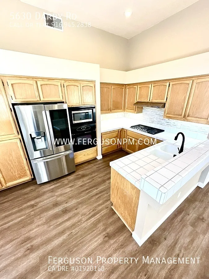 Spacious Four Bedroom Home in Rocklin with Open Floor Plan — Photo 3