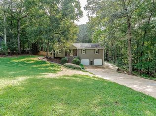 1825 Mountain Trce, Canton, GA 30114