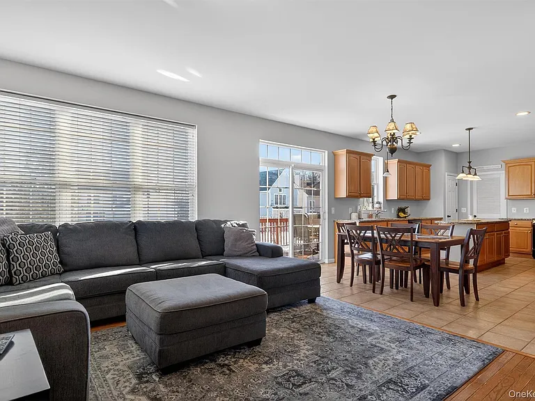 3 Moorefield Cir — Photo 24