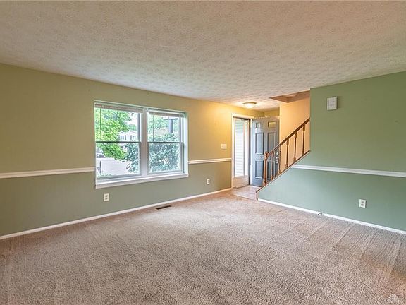 3rd image of 2233 English Oak Ct