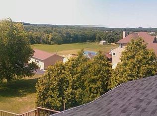 4333 Pleasant Hill Rd, Richfield, WI 53076