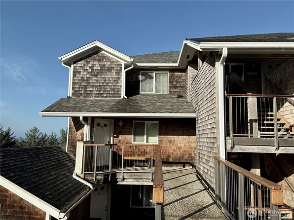 2815 Willow #210, Seaview, WA 98644