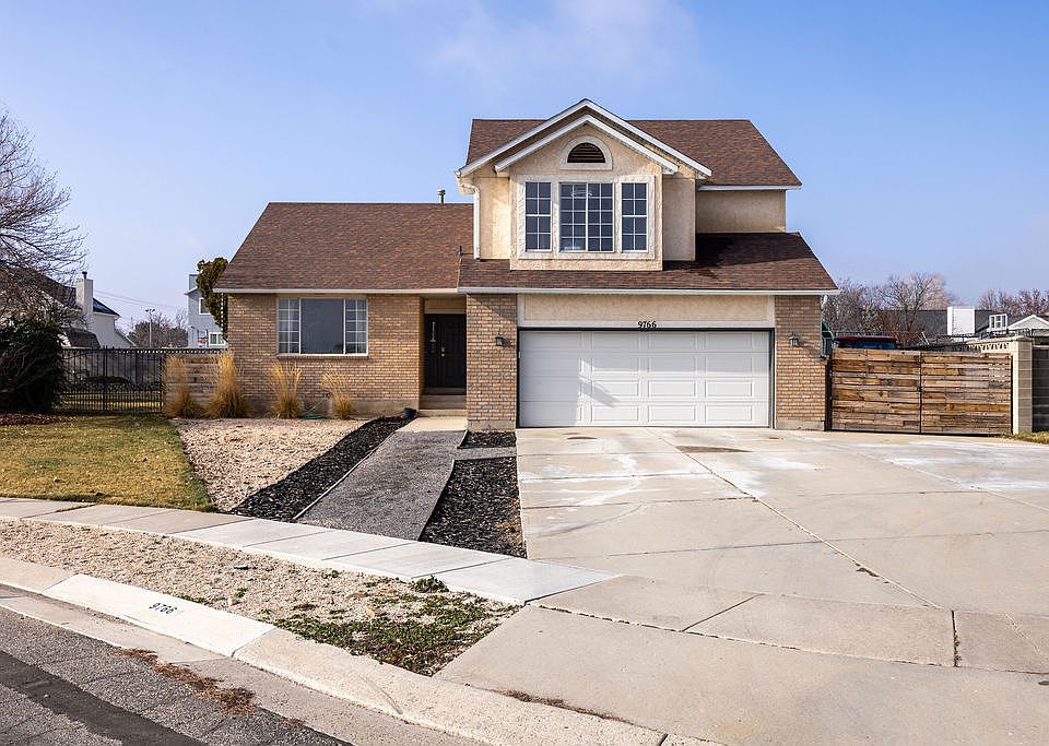 1st image of 9766 S Pendleton Way