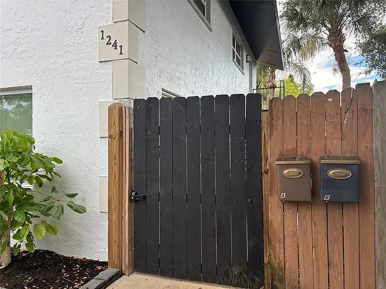 1241 Turner St #B — Photo 2