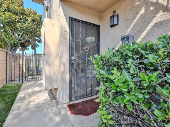 12835 10th St APT 17, Chino, CA 91710