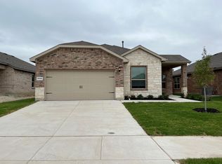 8548 Big Apple Dr, Fort Worth, TX 76179