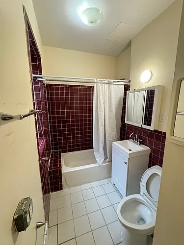 883 Huntington Ave #3 Photo 1