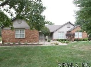 4195 Ashwood Ln, Belleville, IL 62226