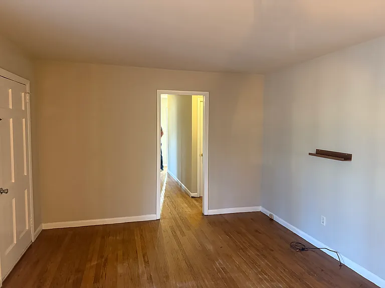 101 College Cir — Photo 6