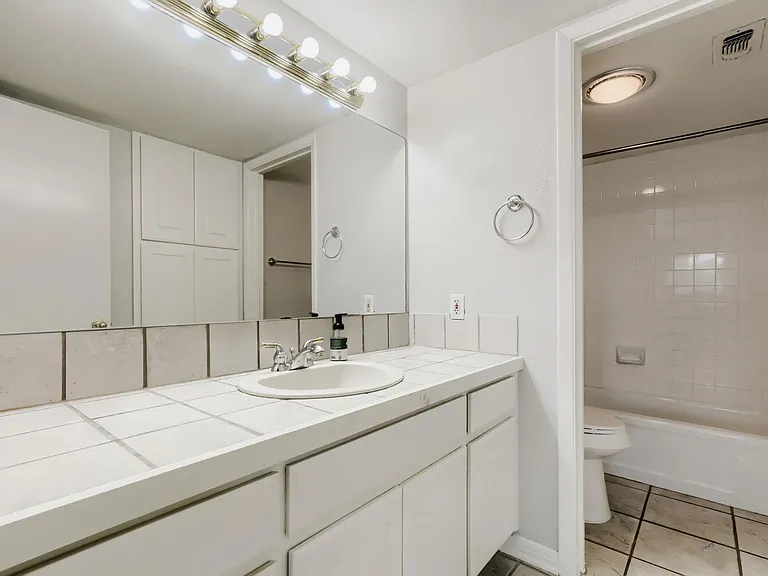 11 Casa Verde — Photo 14
