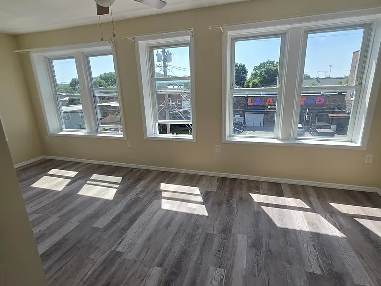 77 Mill St #3 — Photo 1