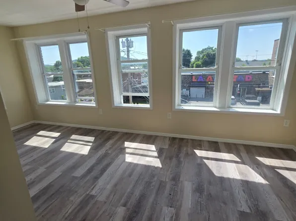 77 Mill St Floor 3, Newburgh, NY 12550
