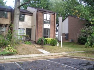 2111 Colts Neck Ct, Reston, VA 20191