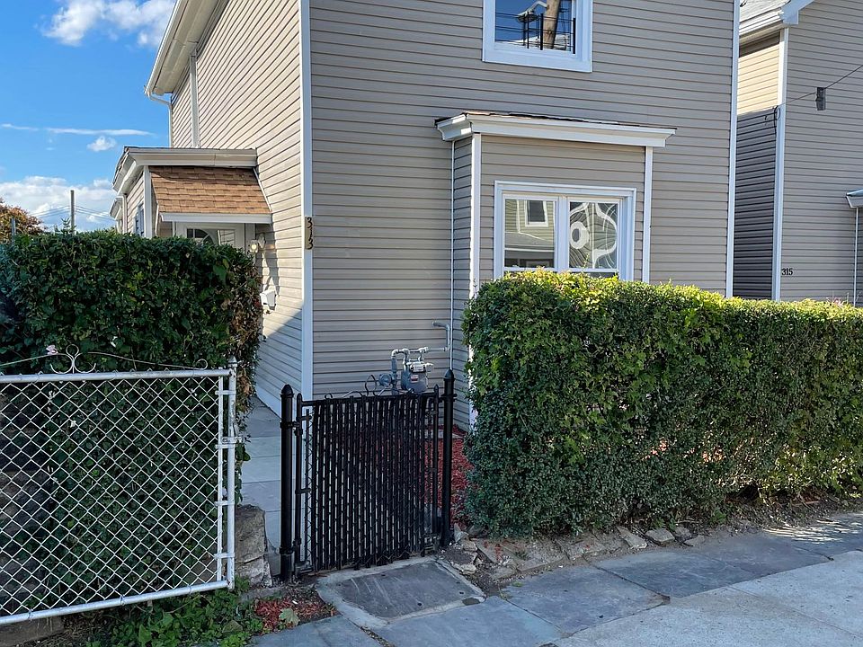 1st image of 313 Prescott St