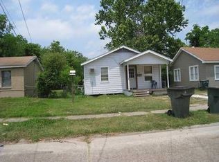 923 Gulf St, Lake Charles, LA 70601