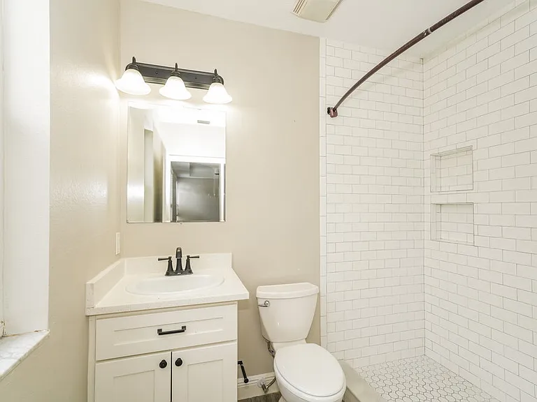 18034 Birdwater Dr — Photo 12