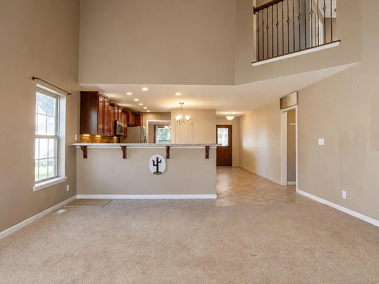 3937 Amethyst Dr — Photo 7
