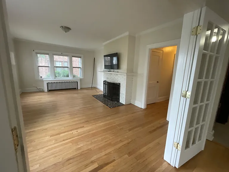 The Clarendon Apartments of West Hartford! — Photo 9