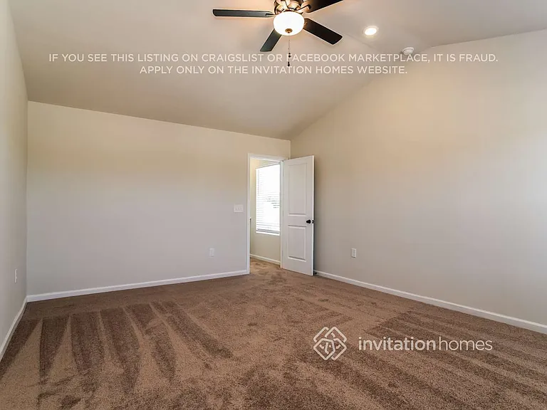 3355 Fox Hall Dr — Photo 9