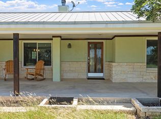 110 Live Oak Ln, Kerrville, TX 78028