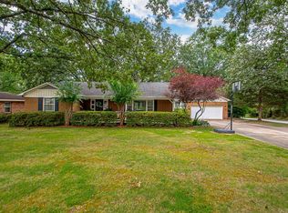 7123 W Markham St, Little Rock, AR 72205