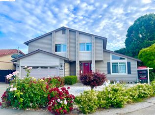 136 Poplar Ct, Hercules, CA 94547