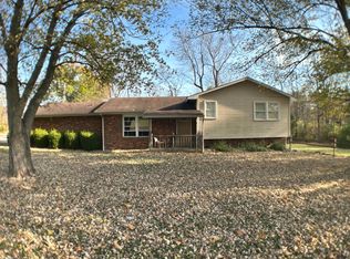 1935 W Brownstown Rd, North Vernon, IN 47265